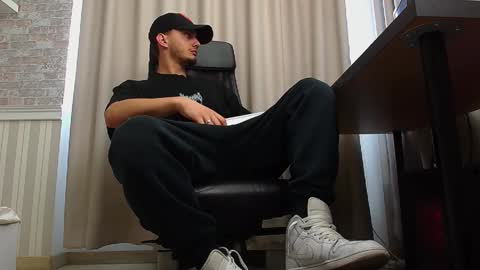 OscarGriffin online show from 09.21.25
