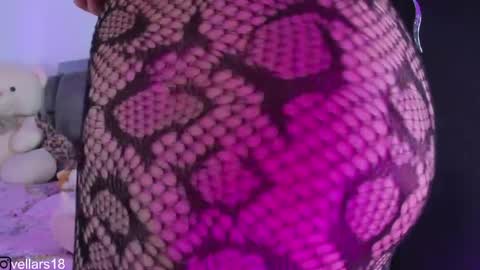 Snapshot of osiris_doll chatting on 04.19.26 vella online show from 04.19.26