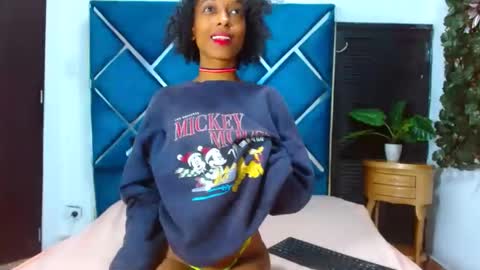 Snapshot of osirishills chatting on 01.05.25 OsirisHills online show from 01.05.25