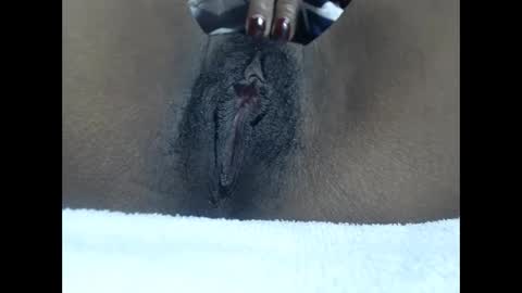 Snapshot of osirishills chatting on 09.13.25 OsirisHills online show from 09.13.25