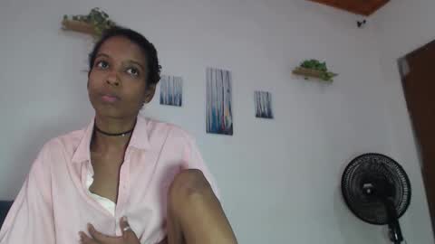 Snapshot of osirishills chatting on 11.09.25 OsirisHills online show from 11.09.25