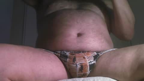 Snapshot of osolicencioso chatting on 10.16.25 Oso Licencioso online show from 10.16.25