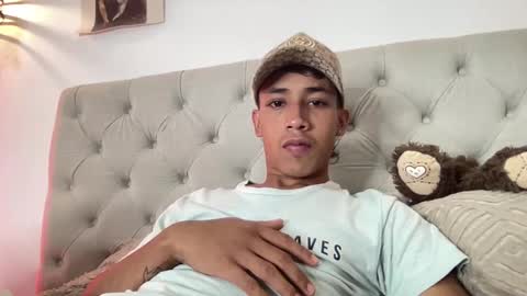 ostin 18hot online show from 11.14.25