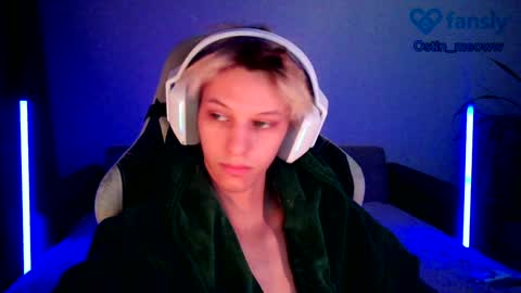 Snapshot of ostin_meoww chatting on 02.03.25 Ostin online show from 02.03.25