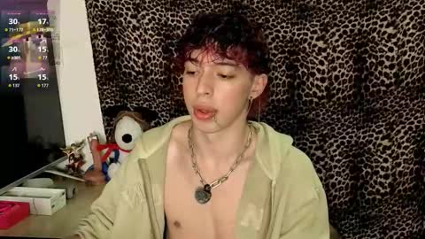 Snapshot of otter_star chatting on 02.04.26 Princces Albert online show from 02.04.26