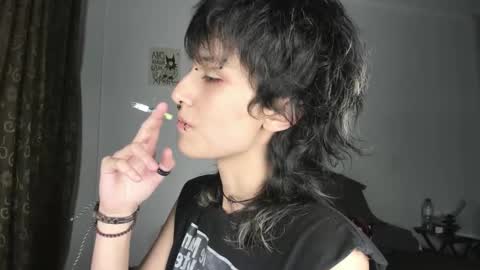 Snapshot of ottoyan_ chatting on 12.05.25 Otto 3 online show from 12.05.25