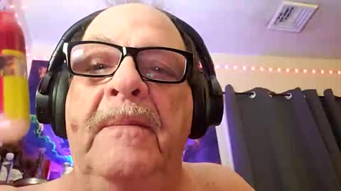 ou8124824 online show from 10.10.25