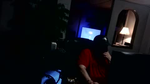 Snapshot of ouiostie chatting on 12.29.24 Vraiment la online show from 12.29.24