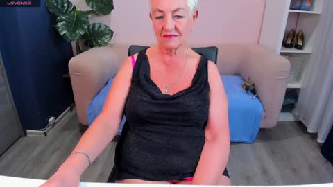 Snapshot of over50games chatting on 01.14.25 Alla online show from 01.14.25