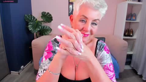 Snapshot of over50games chatting on 01.24.25 Alla online show from 01.24.25