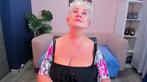 Snapshot of over50games chatting on 02.01.25 Alla online show from 02.01.25