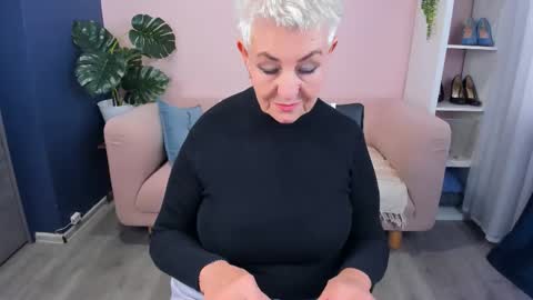 Snapshot of over50games chatting on 09.24.25 Alla online show from 09.24.25