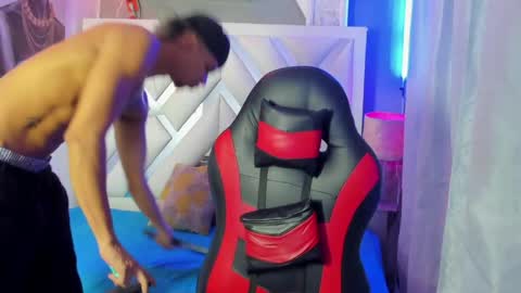 owen blaze online show from 04.30.26