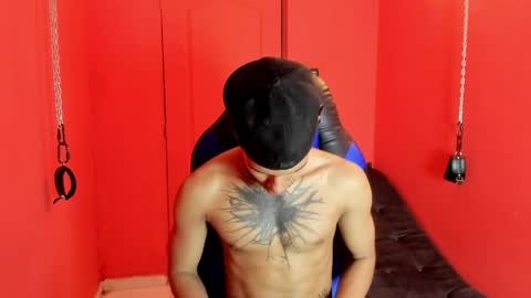 Snapshot of owen_blaze3 chatting on 05.18.26 owen blaze online show from 05.18.26