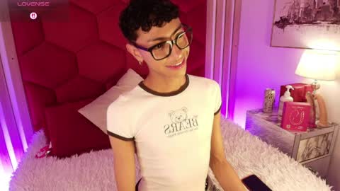 Owen online show from 04.08.26