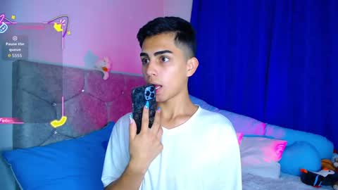 Owen  Independent model  online show from 10.14.25