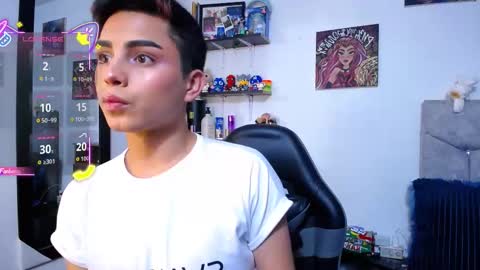 Owen  Independent model  online show from 03.15.26