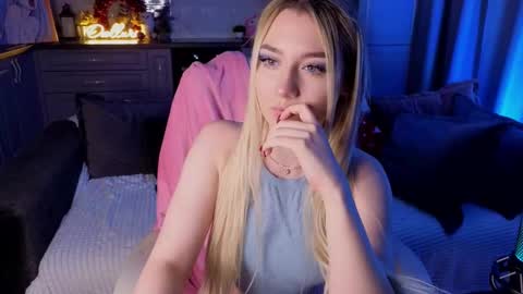 Snapshot of owlluree chatting on 02.21.26 Gretta online show from 02.21.26