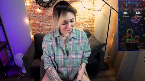 ozalin_green online show from 12.14.24