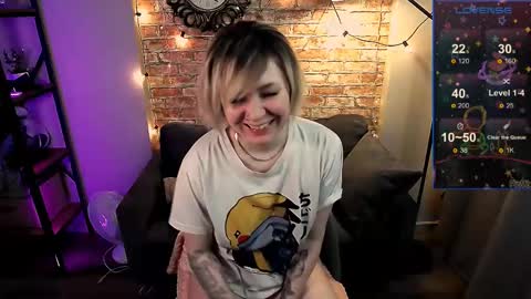 ozalin_green online show from 12.16.24