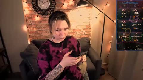 ozalin_green online show from 12.30.24