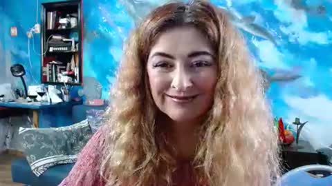 Snapshot of ozzy_helen chatting on 12.19.24 Ozzy Helen online show from 12.19.24