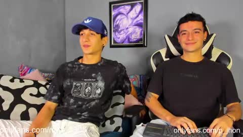 Snapshot of p_jhon chatting on 06.14.26 P online show from 06.14.26