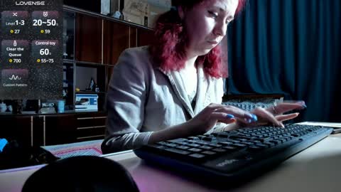 Ella online show from 02.04.25