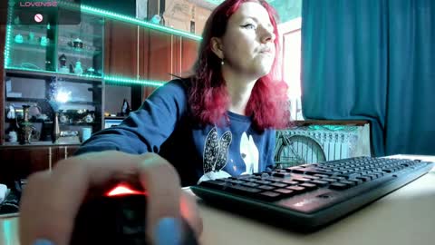 Ella online show from 02.08.25