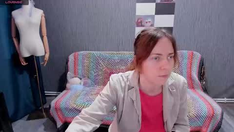 Ella online show from 10.10.25