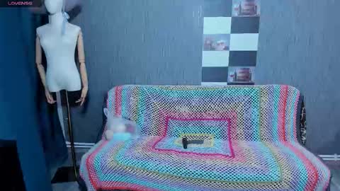 Ella online show from 10.13.25