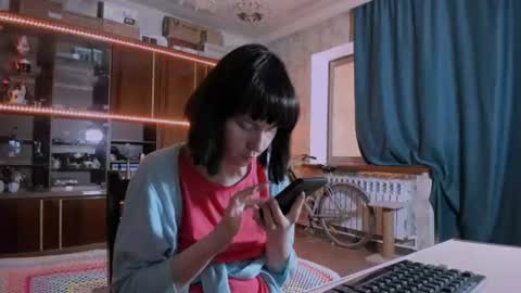 Snapshot of pa1e_pr1ncess chatting on 06.09.26 Ella online show from 06.09.26