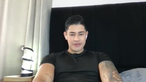 Snapshot of pablo_boston chatting on 04.19.26 Javi online show from 04.19.26
