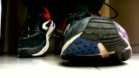 Snapshot of pablomenesssl chatting on 01.01.25 Pablo Meness online show from 01.01.25