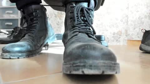 Pablo Meness online show from 12.21.25