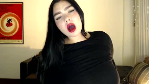 Snapshot of page_girl chatting on 10.07.25 Page 3 online show from 10.07.25