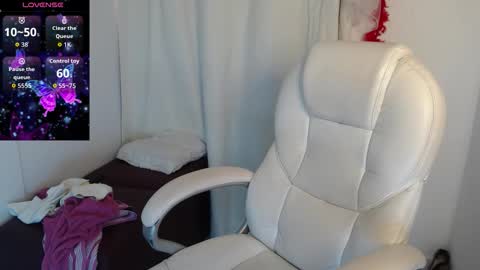 paiper online show from 11.30.25