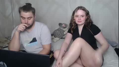 Lizzi  Igor online show from 01.12.25