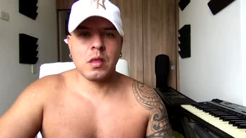 Snapshot of paisaexotico chatting on 10.05.25 paisaexotico online show from 10.05.25