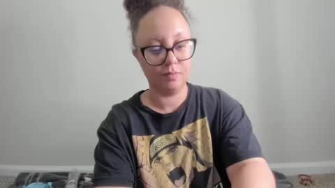 Snapshot of paisleehaze chatting on 10.10.25 Paislee Haze online show from 10.10.25