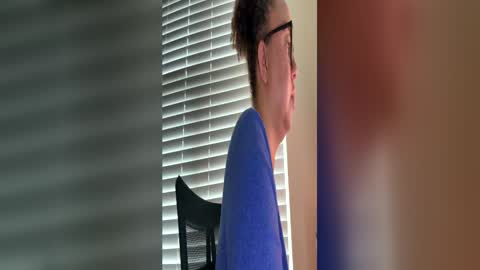Snapshot of paisleehaze chatting on 04.19.26 Paislee Haze online show from 04.19.26