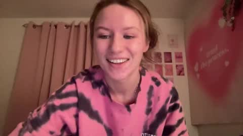 Snapshot of paisleysnowxo chatting on 03.07.25 paisleysnowxo online show from 03.07.25