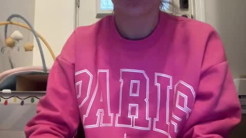 Snapshot of paisleysnowxo chatting on 03.09.25 paisleysnowxo online show from 03.09.25