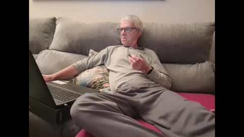 Snapshot of pajillero63 chatting on 01.11.25 Pajillero63 online show from 01.11.25