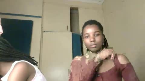 Snapshot of palashyuma chatting on 10.14.25 palashyuma online show from 10.14.25