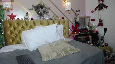 Paloma  online show from 12.29.24