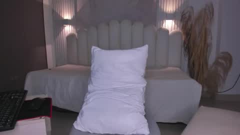 pamela online show from 11.13.25