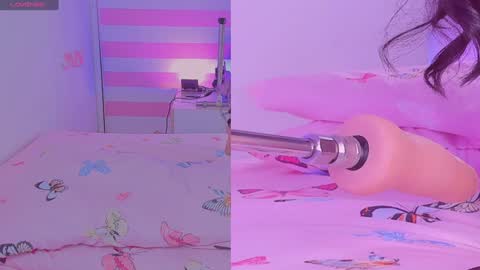 Snapshot of pamela_cm chatting on 01.21.25 .. online show from 01.21.25