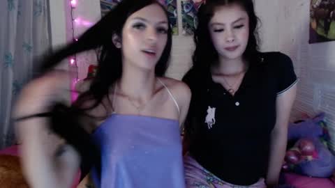 Pamela Reyess online show from 12.04.25