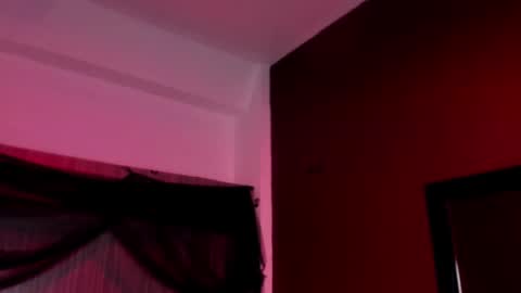 Snapshot of pamelaascott chatting on 11.09.25 P A M online show from 11.09.25